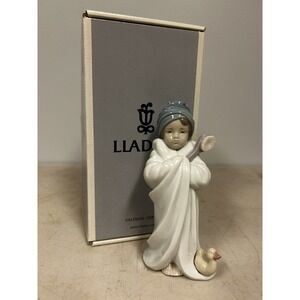 Lladro Figurine Child‎ Wrapped in Towel with Rubber Duck "Bundled Bather" 6800